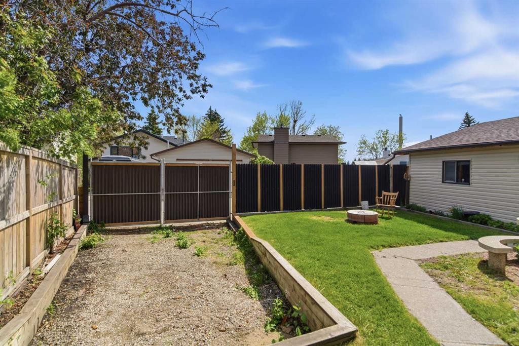 19 Templevale Way Ne, Calgary, AB - Outdoor