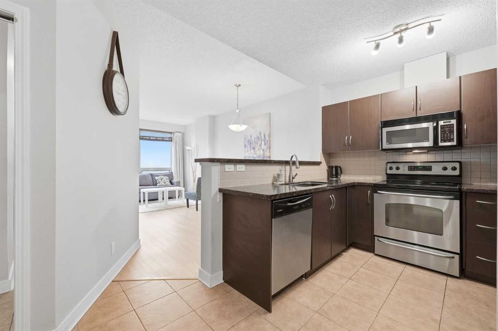 1907-1053 10 Street Sw, Calgary, AB