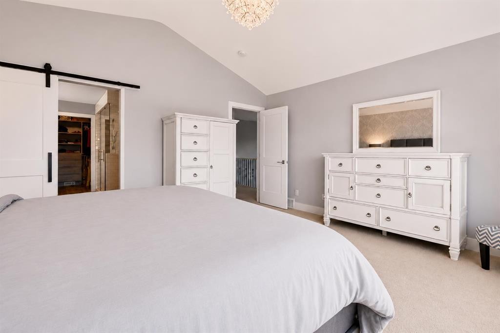 219 Legacy Mount Se, Calgary, AB - Indoor Photo Showing Bedroom