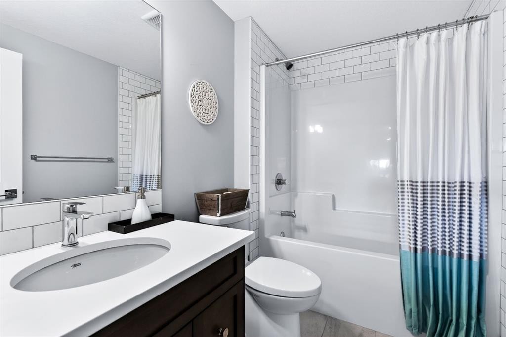 219 Legacy Mount Se, Calgary, AB - Indoor