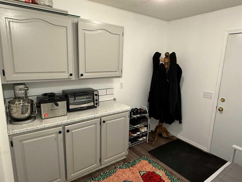 325 2 Avenue North, Champion, AB