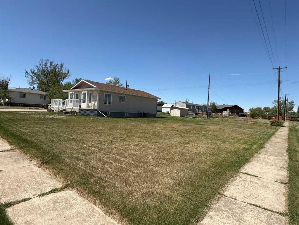 325 2 Avenue North, Champion, AB