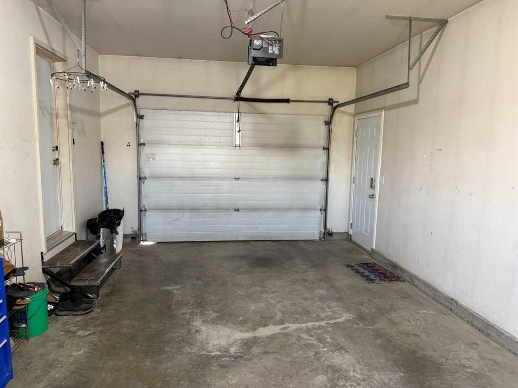 325 2 Avenue North, Champion, AB