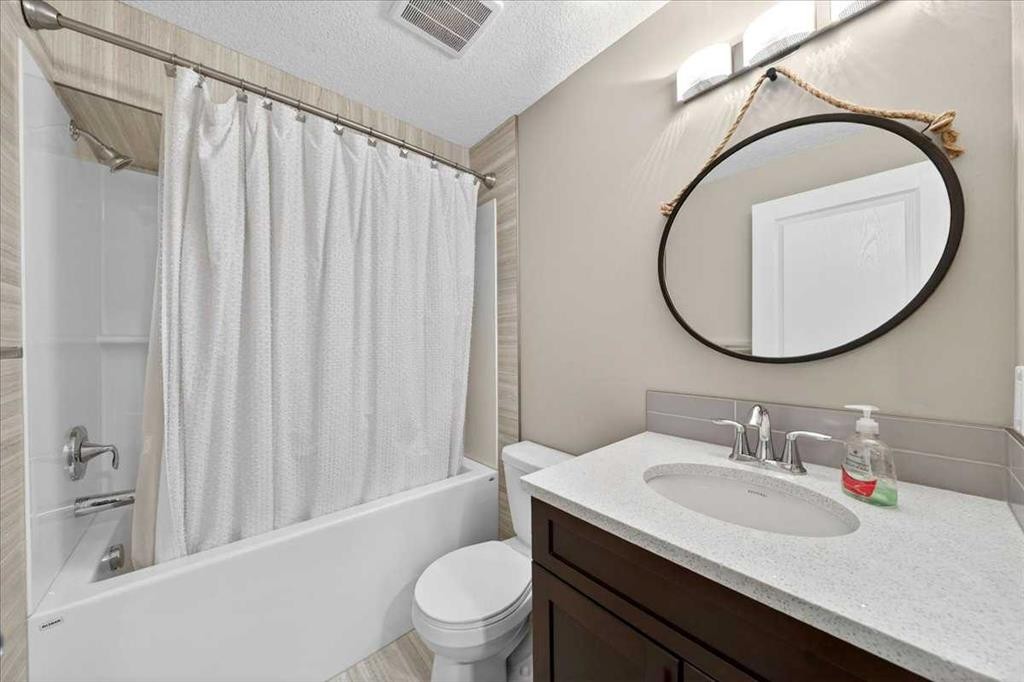36 Mahogany Row Se, Calgary, AB