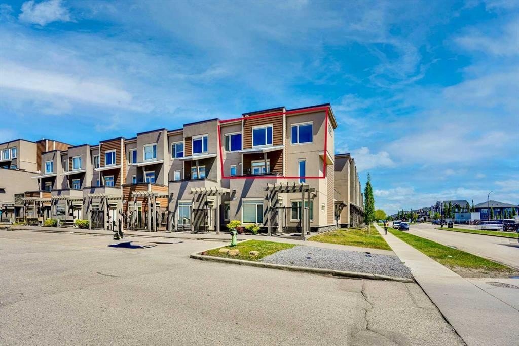 201-10 Westpark Link Sw, Calgary, AB