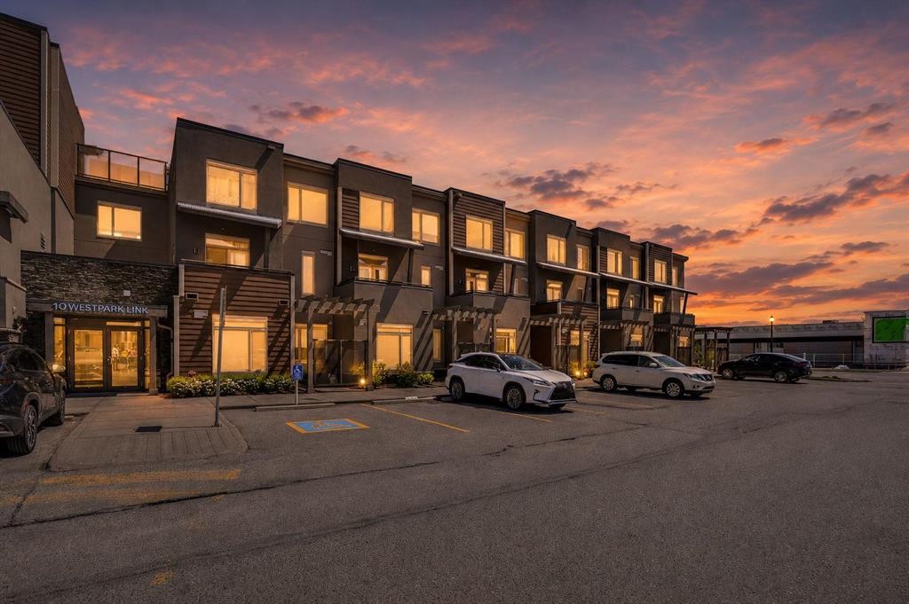 201-10 Westpark Link Sw, Calgary, AB