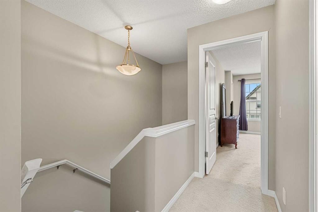 249 Elgin Meadows Park Se, Calgary, AB - Indoor Photo Showing Other Room