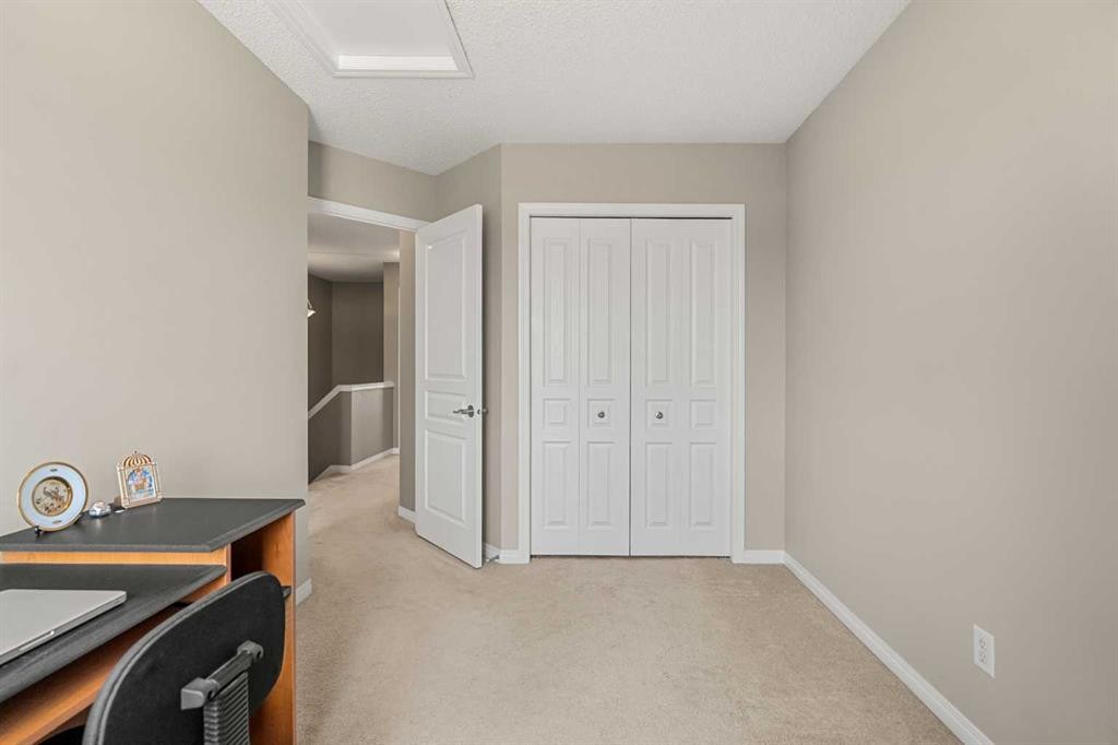 249 Elgin Meadows Park Se, Calgary, AB - Indoor Photo Showing Other Room