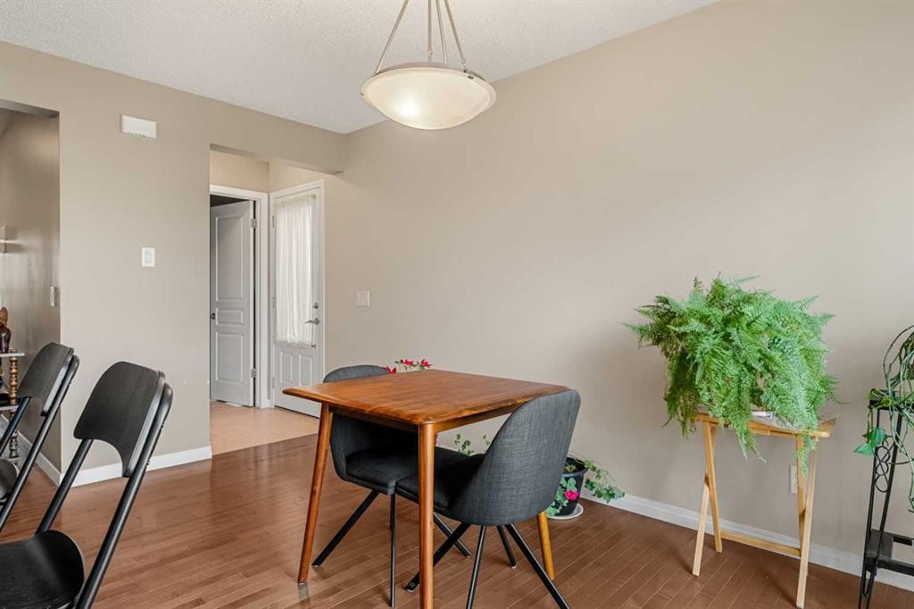 249 Elgin Meadows Park Se, Calgary, AB - Indoor