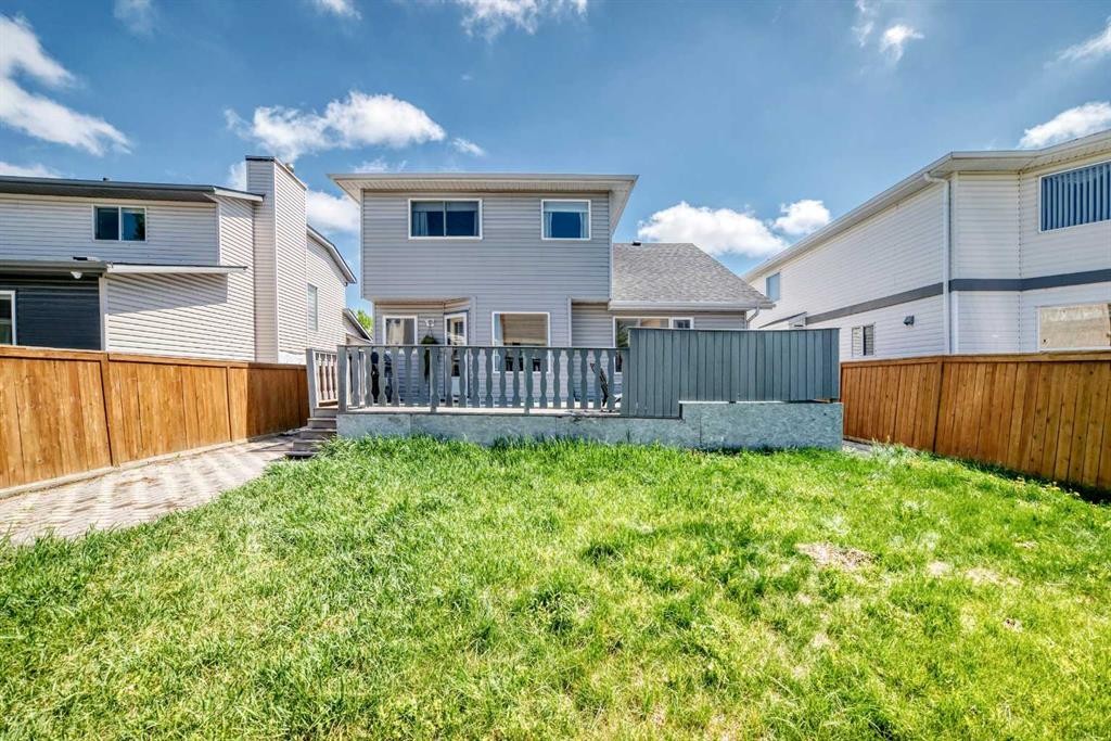 263 Coral Keys Drive Ne, Calgary, AB - Outdoor With Deck Patio Veranda With Exterior