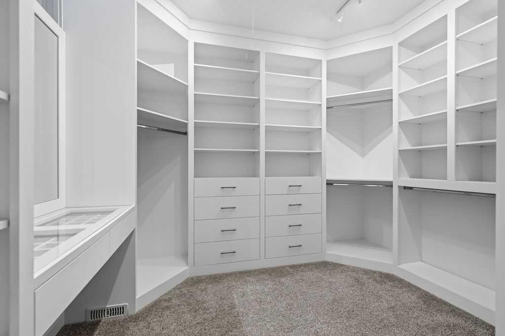1125 Russet Road Ne, Calgary, AB
