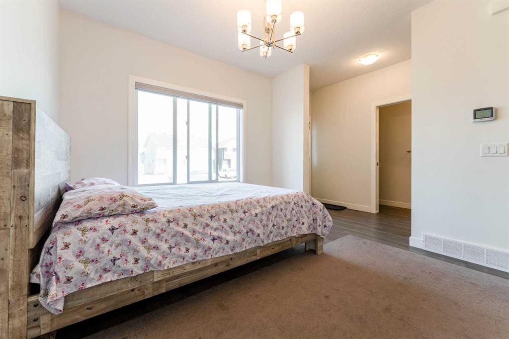 150 Red Embers Common Ne, Calgary, AB