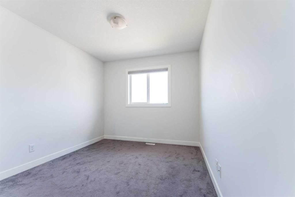 150 Red Embers Common Ne, Calgary, AB