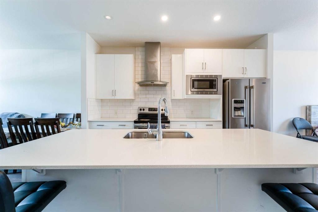 150 Red Embers Common Ne, Calgary, AB