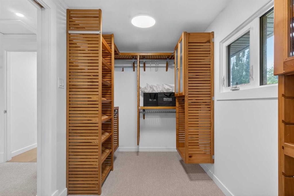 928 Maplecroft Road Se, Calgary, AB