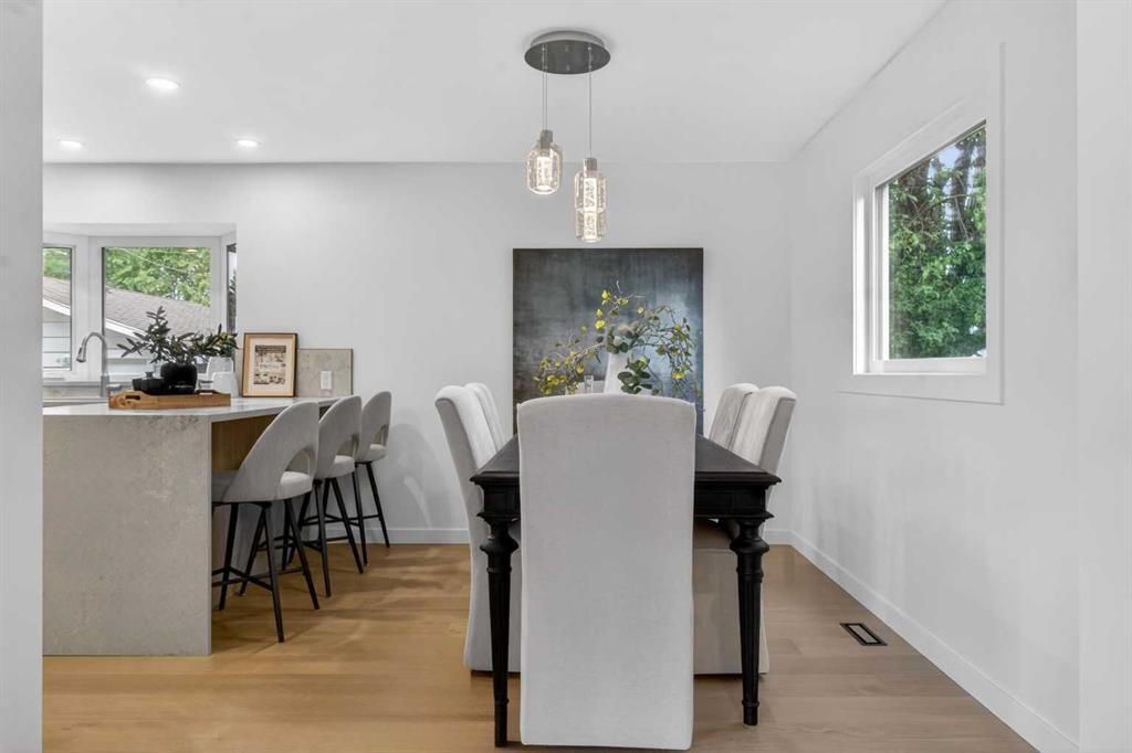 928 Maplecroft Road Se, Calgary, AB