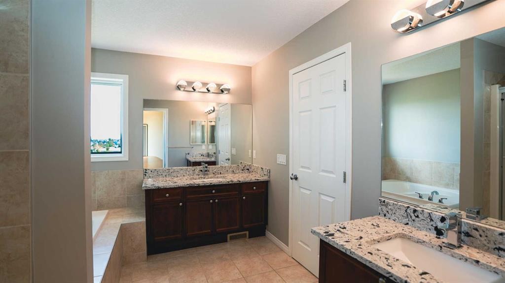 247 Taralake Way Ne, Calgary, AB