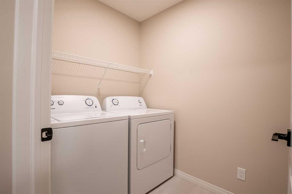 56 Corner Glen Green Ne, Calgary, AB