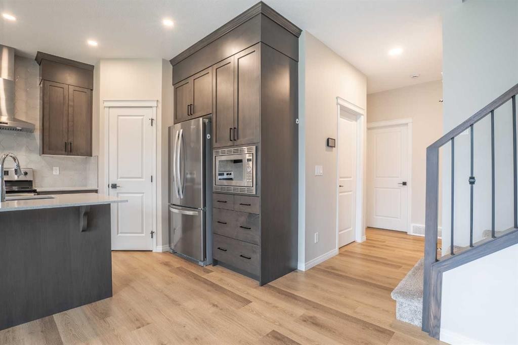 56 Corner Glen Green Ne, Calgary, AB