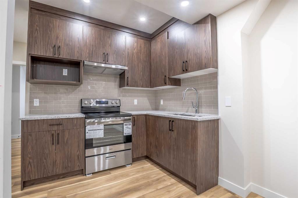 56 Corner Glen Green Ne, Calgary, AB