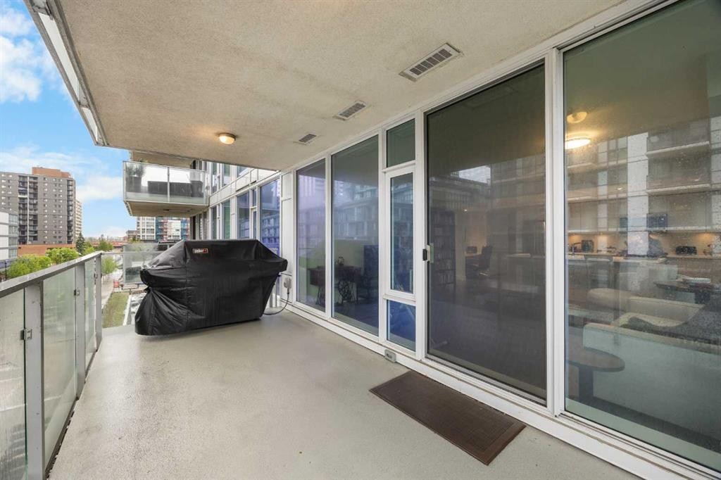 301-560 6 Avenue Se, Calgary, AB