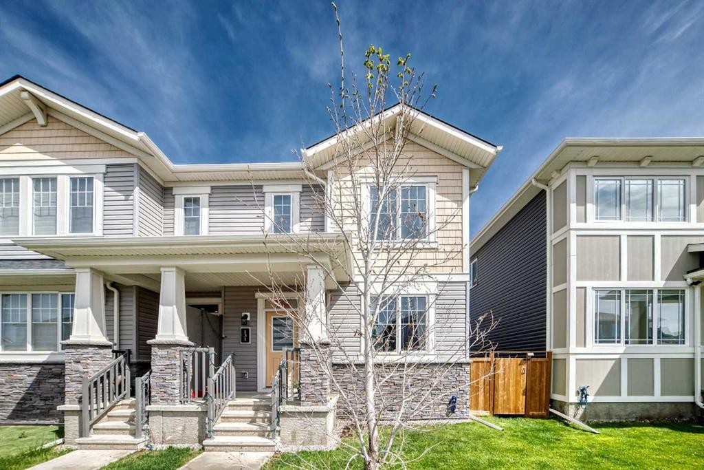 131 Carringham Road Nw, Calgary, AB - Outdoor With Facade