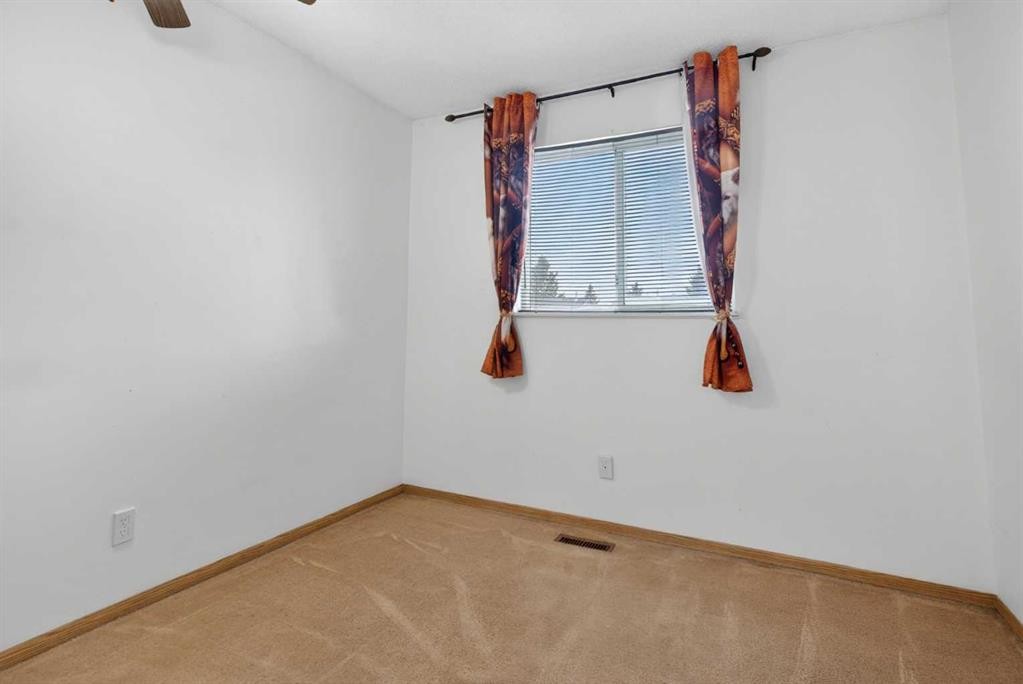 147 Martindale Drive Ne, Calgary, AB - Indoor Photo Showing Other Room