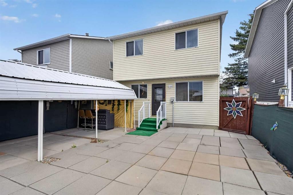 147 Martindale Drive Ne, Calgary, AB - Outdoor With Exterior