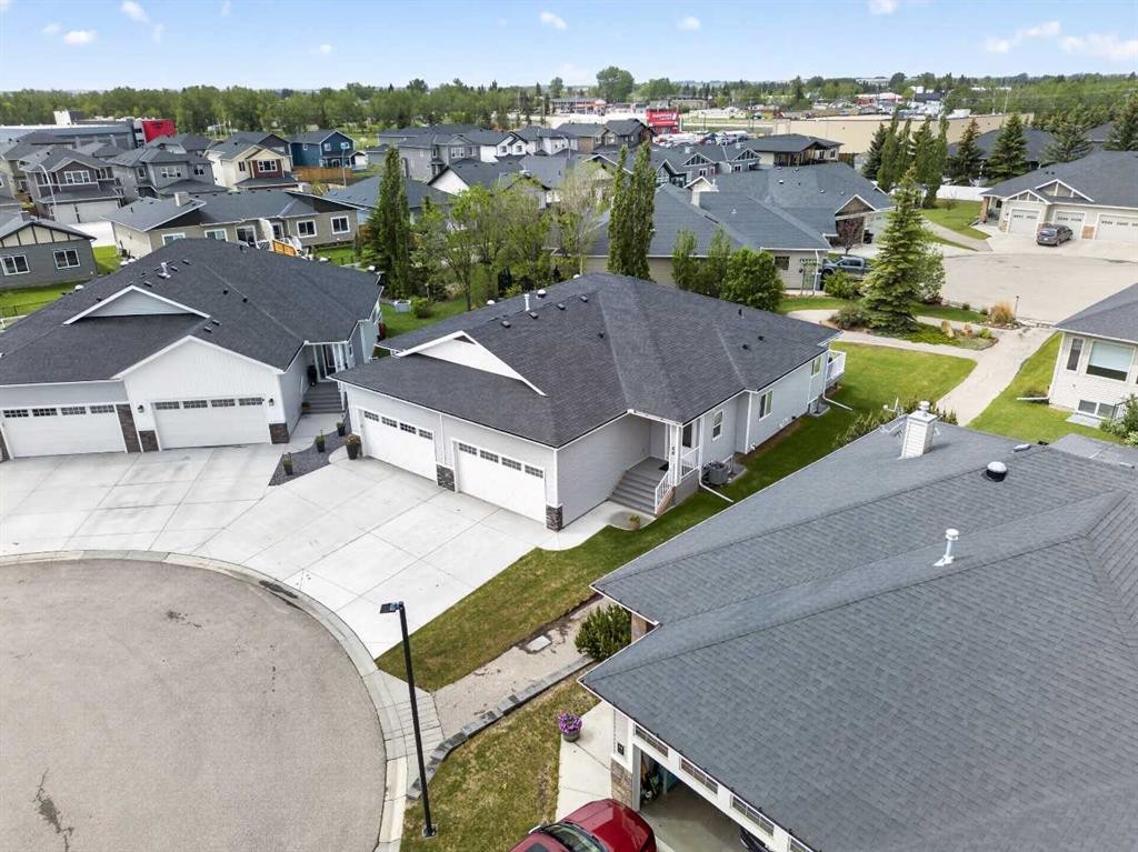 66 Stenlea Gate, Carstairs, AB