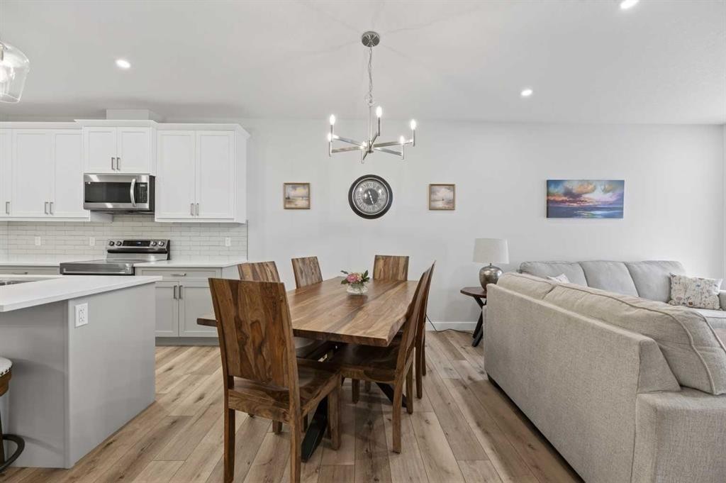66 Stenlea Gate, Carstairs, AB