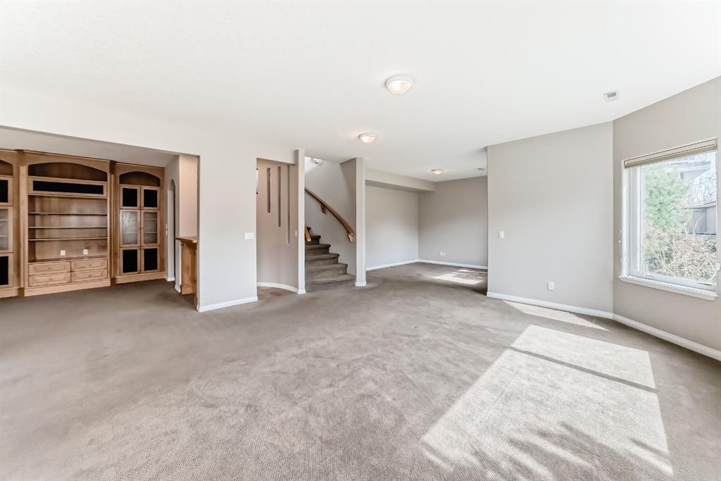 35 Arbour Vista Way Nw, Calgary, AB - Indoor Photo Showing Other Room
