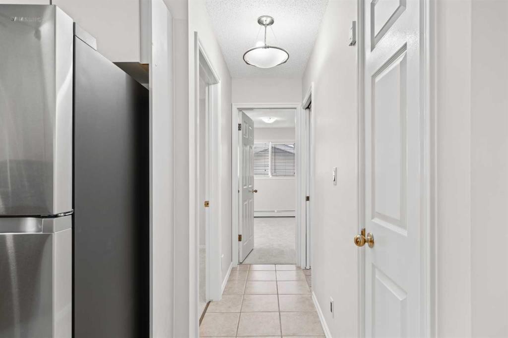 107 Tararidge Close Ne, Calgary, AB - Indoor Photo Showing Other Room