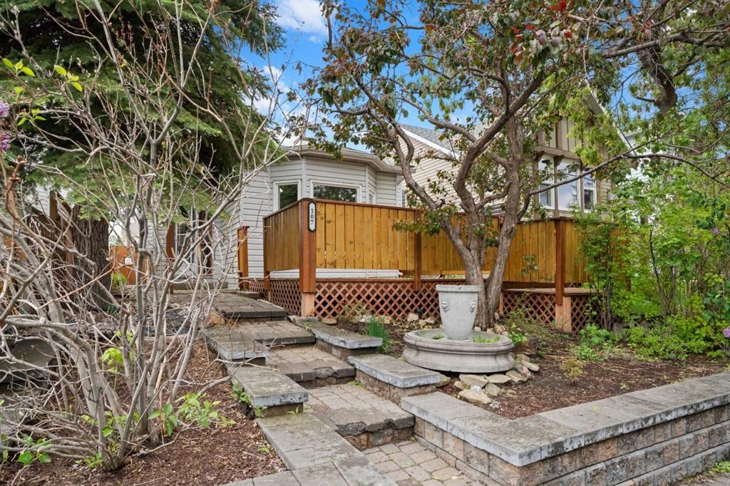 107 Tararidge Close Ne, Calgary, AB - Outdoor With Deck Patio Veranda