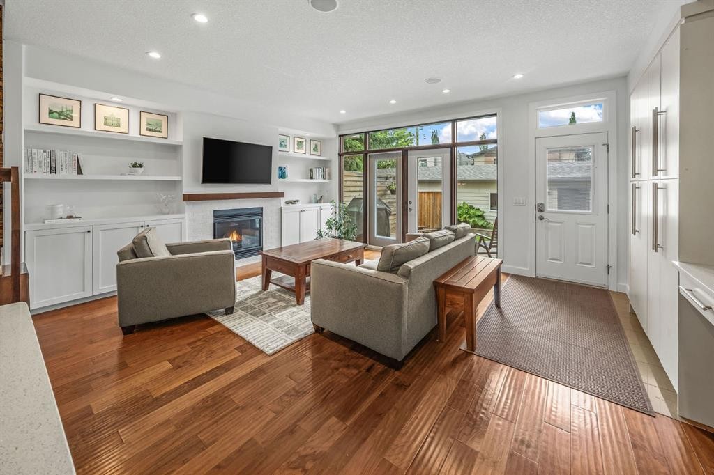 1734 37 Avenue Sw, Calgary, AB