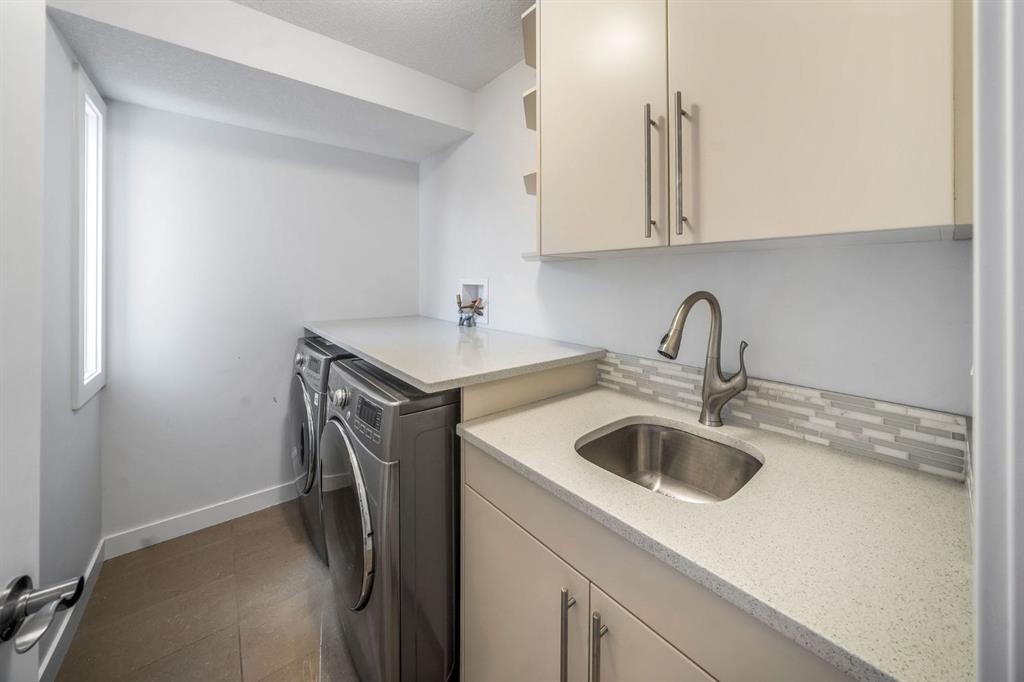 1734 37 Avenue Sw, Calgary, AB