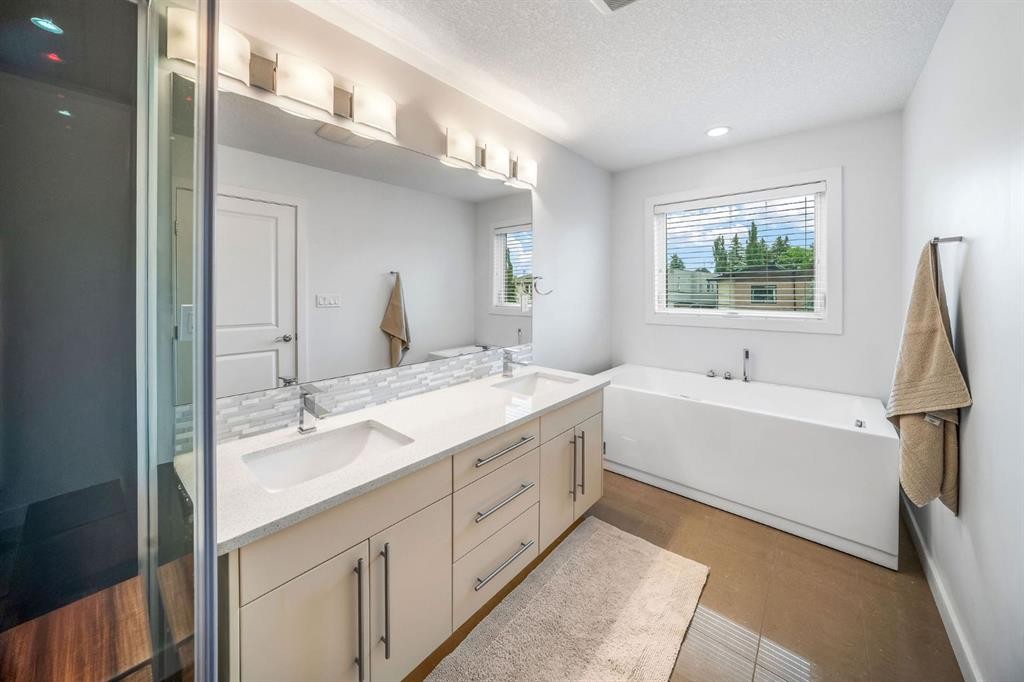 1734 37 Avenue Sw, Calgary, AB