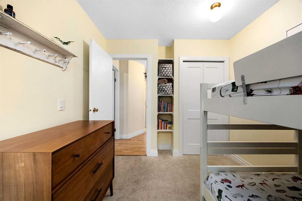 1-1061 Evergreen Circle, Canmore, AB - Indoor Photo Showing Other Room