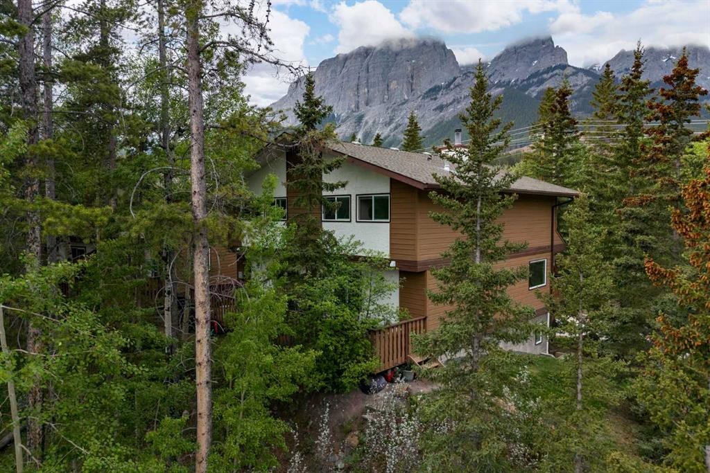 1-1061 Evergreen Circle, Canmore, AB - Outdoor