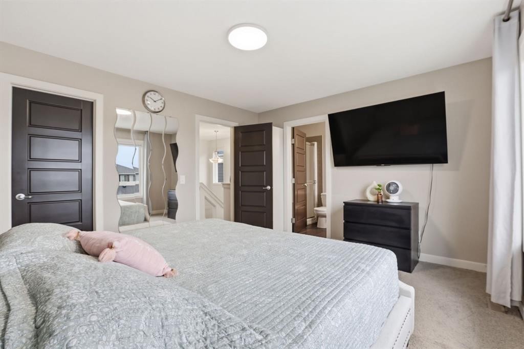 33 Redstone Common Ne, Calgary, AB