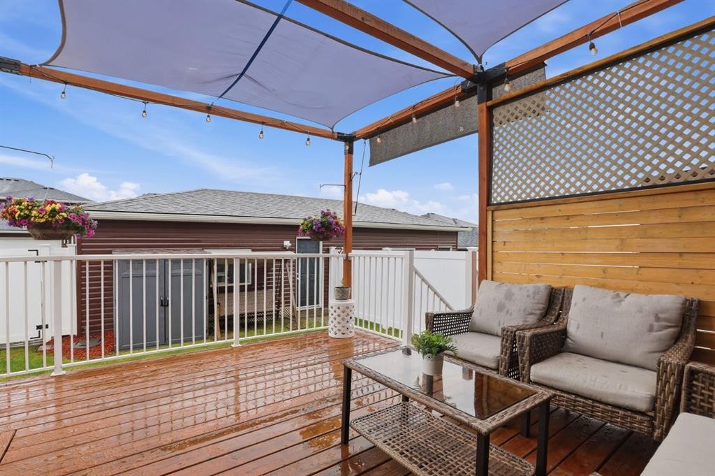 33 Redstone Common Ne, Calgary, AB