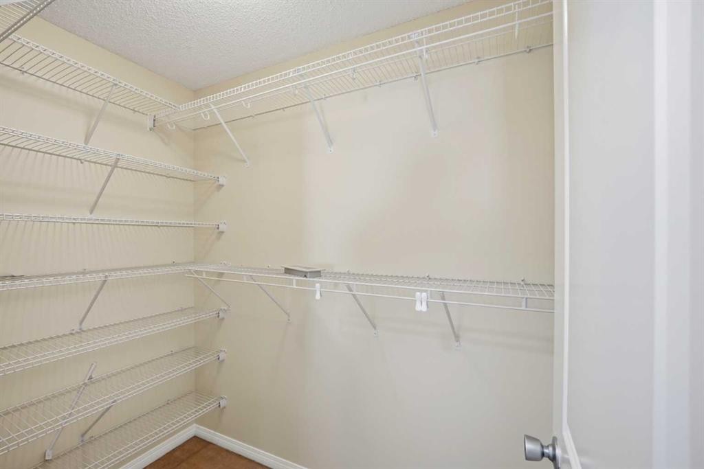 35 Saddlebrook Link Ne, Calgary, AB - Indoor With Storage