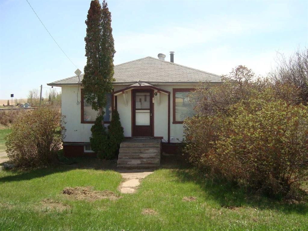 197 First Avenue, Trochu, AB - Outdoor
