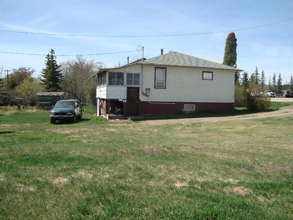 197 First Avenue, Trochu, AB - Outdoor