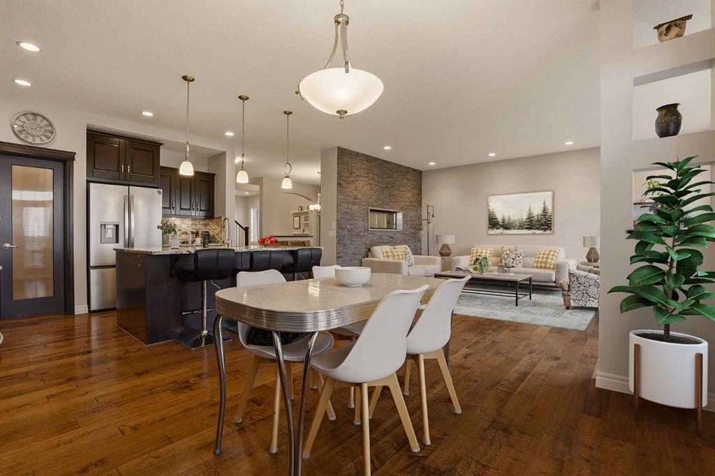 127 Marquis Grove Se, Calgary, AB - Indoor Photo Showing Dining Room