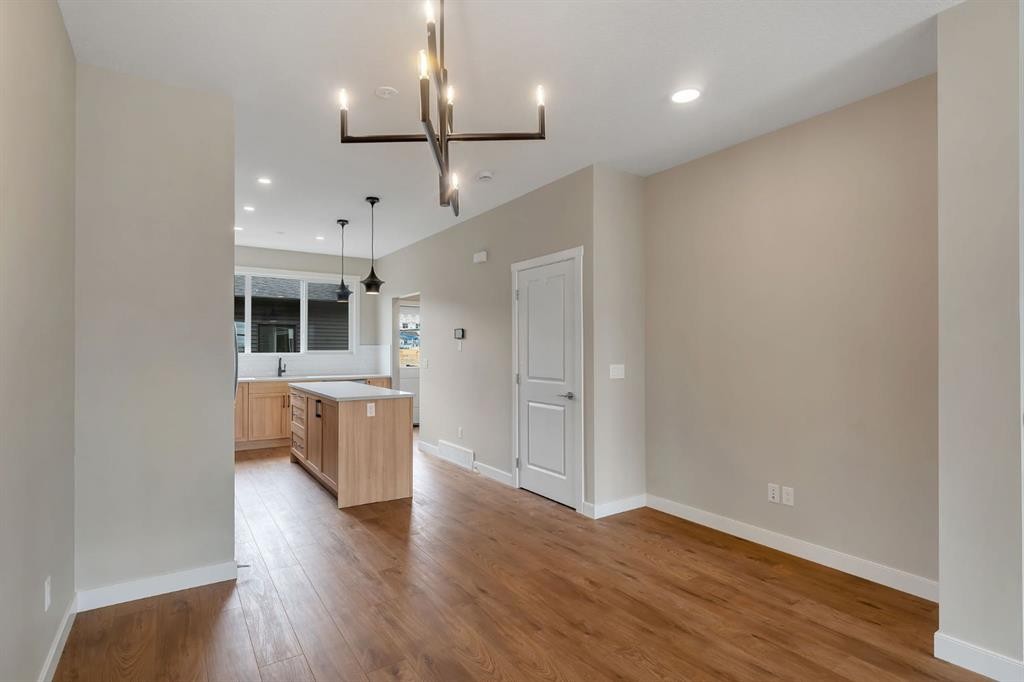 46 Tillotson Loop, Okotoks, AB