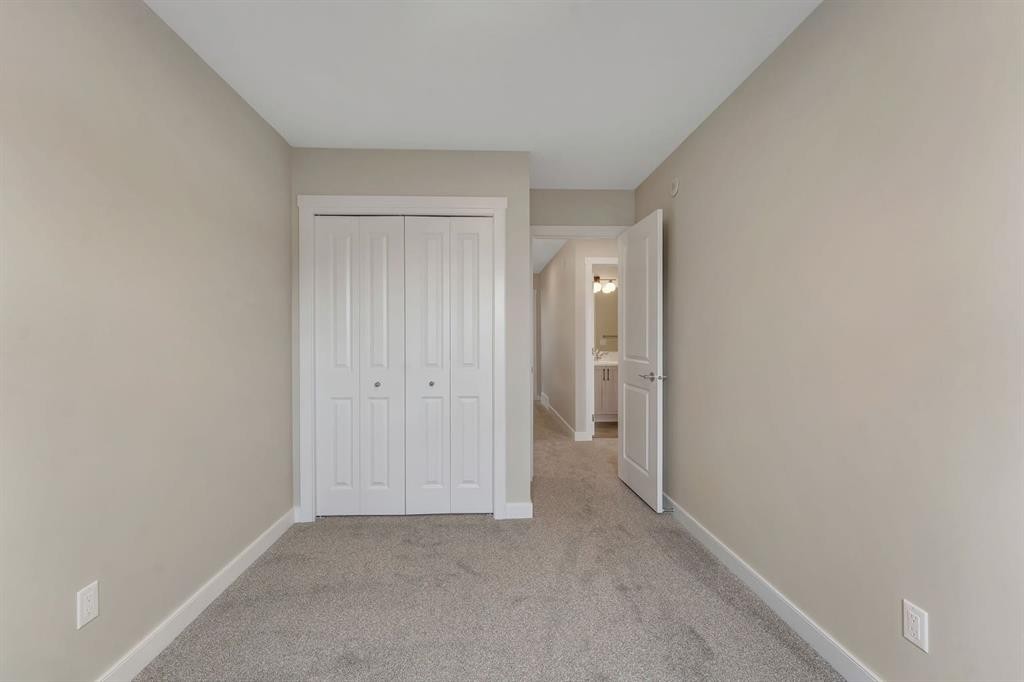 46 Tillotson Loop, Okotoks, AB