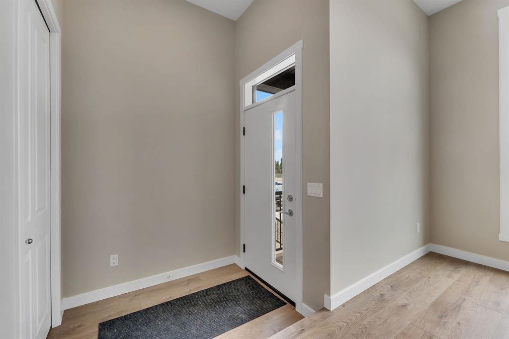 46 Tillotson Loop, Okotoks, AB