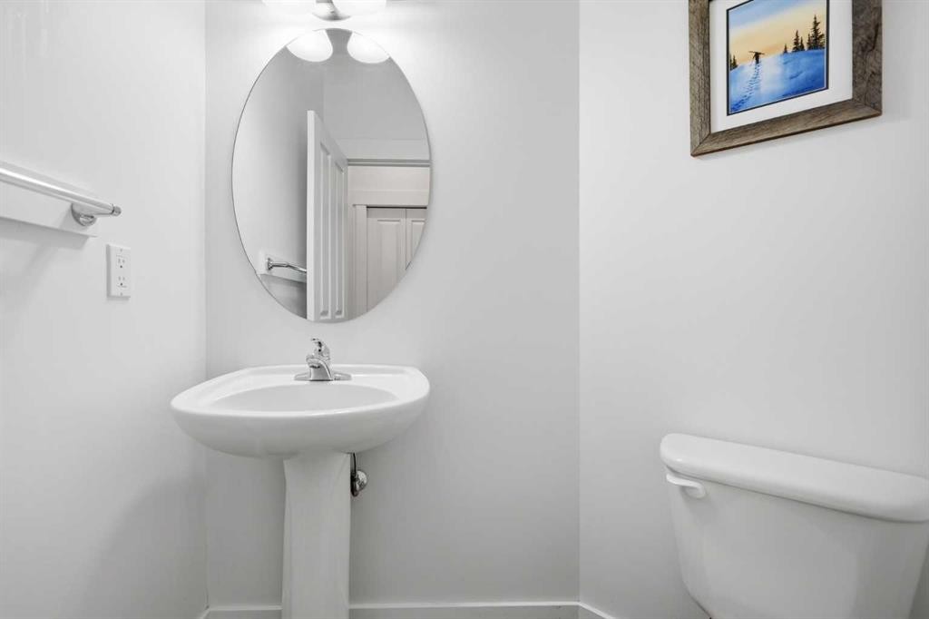 114 Cougarstone Crescent Sw, Calgary, AB