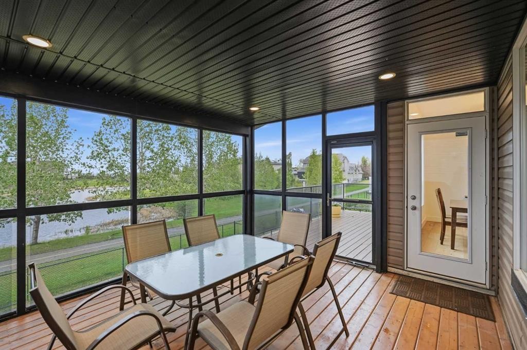 114 Cougarstone Crescent Sw, Calgary, AB