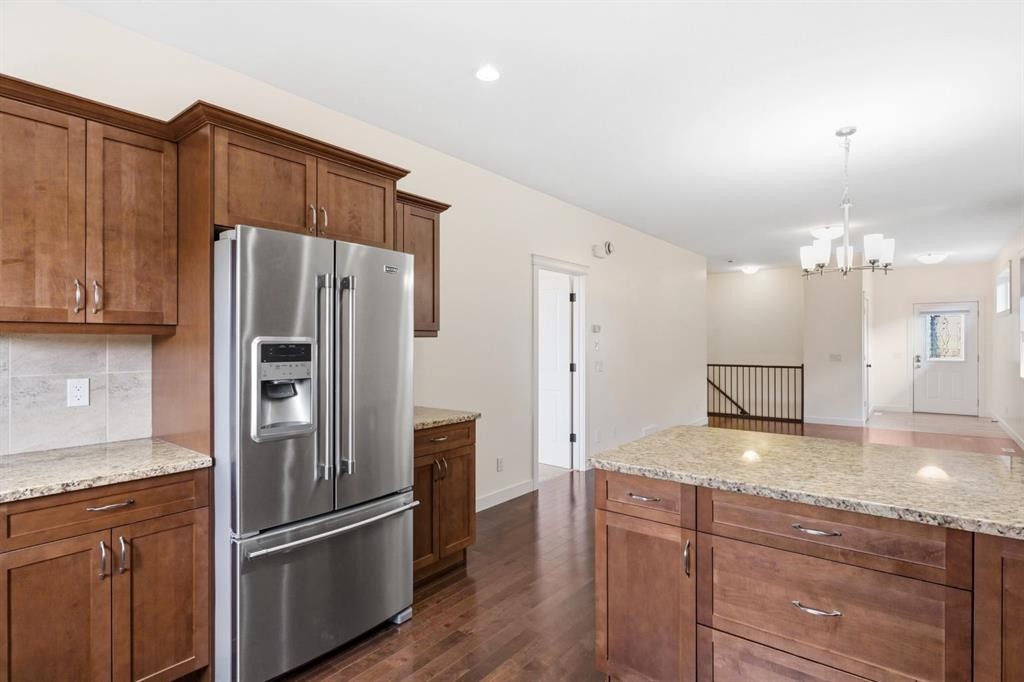 26 Violet Close, Olds, AB - Indoor Photo Showing Kitchen